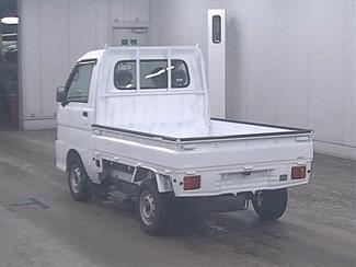 2004 Daihatsu HiJet - Thumbnail