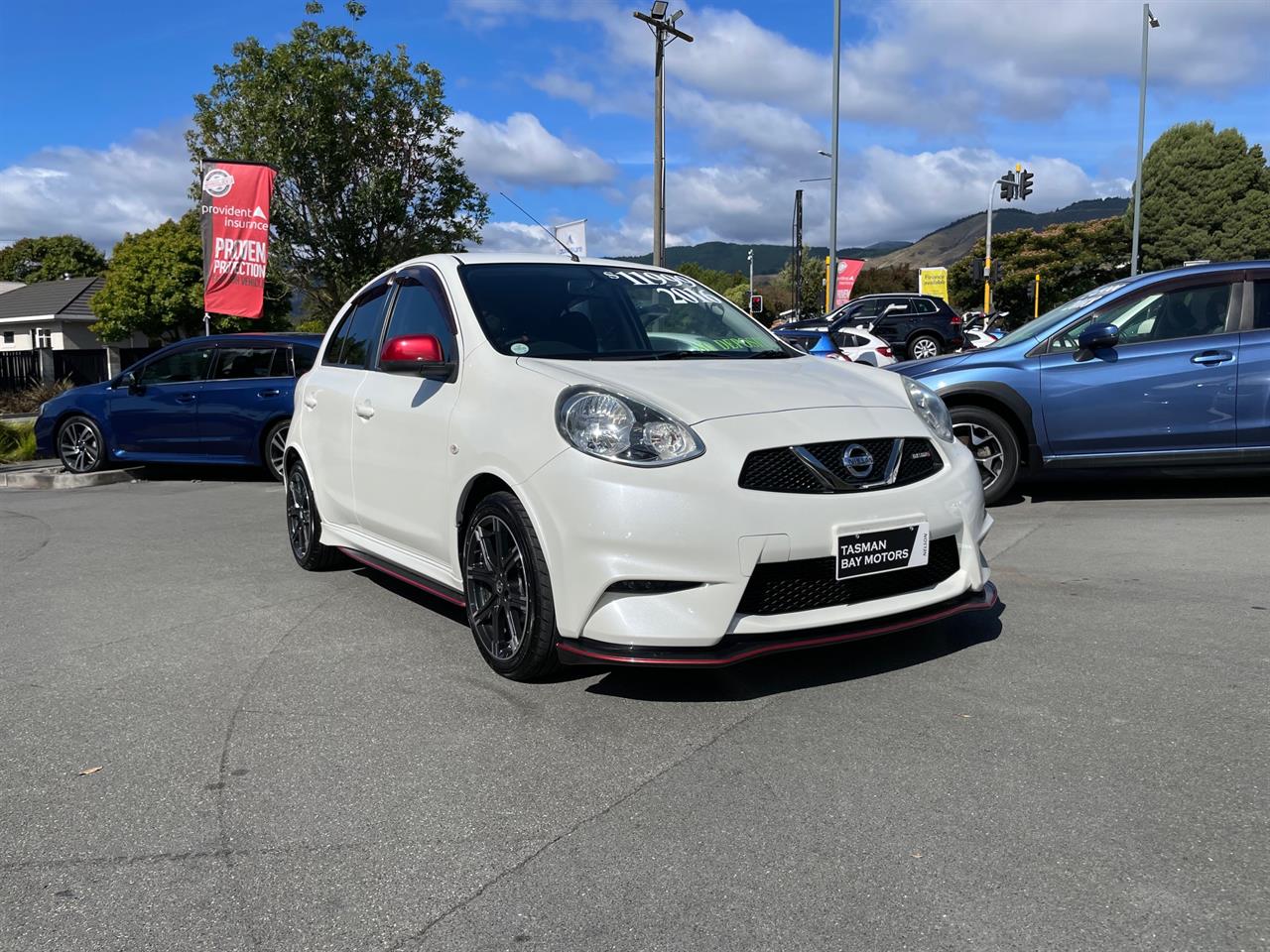 2016 Nissan March