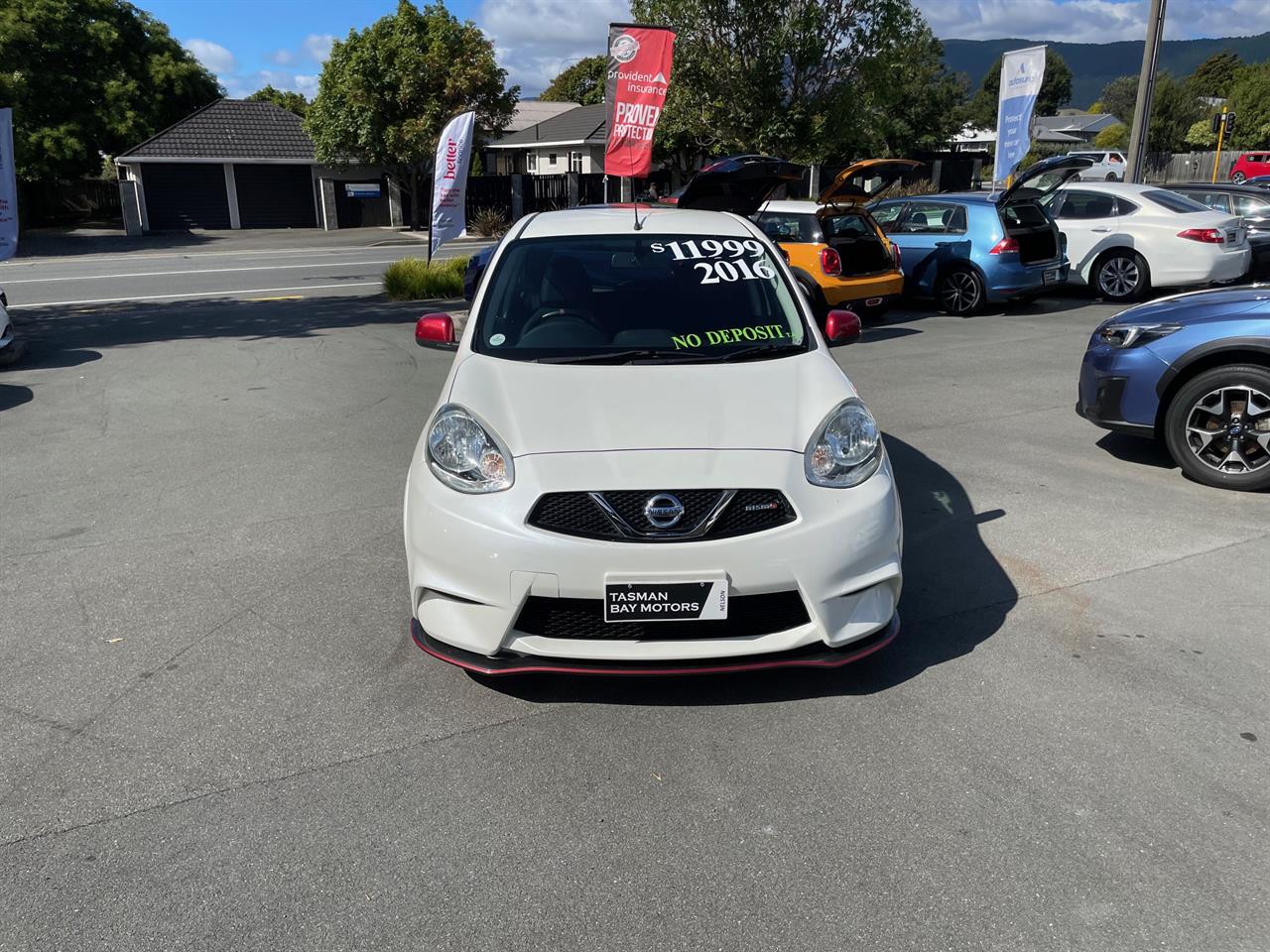 2016 Nissan March