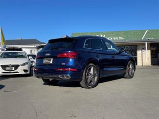 2018 Audi SQ5 - Thumbnail