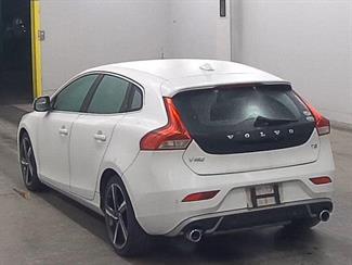 2013 Volvo V40 - Thumbnail