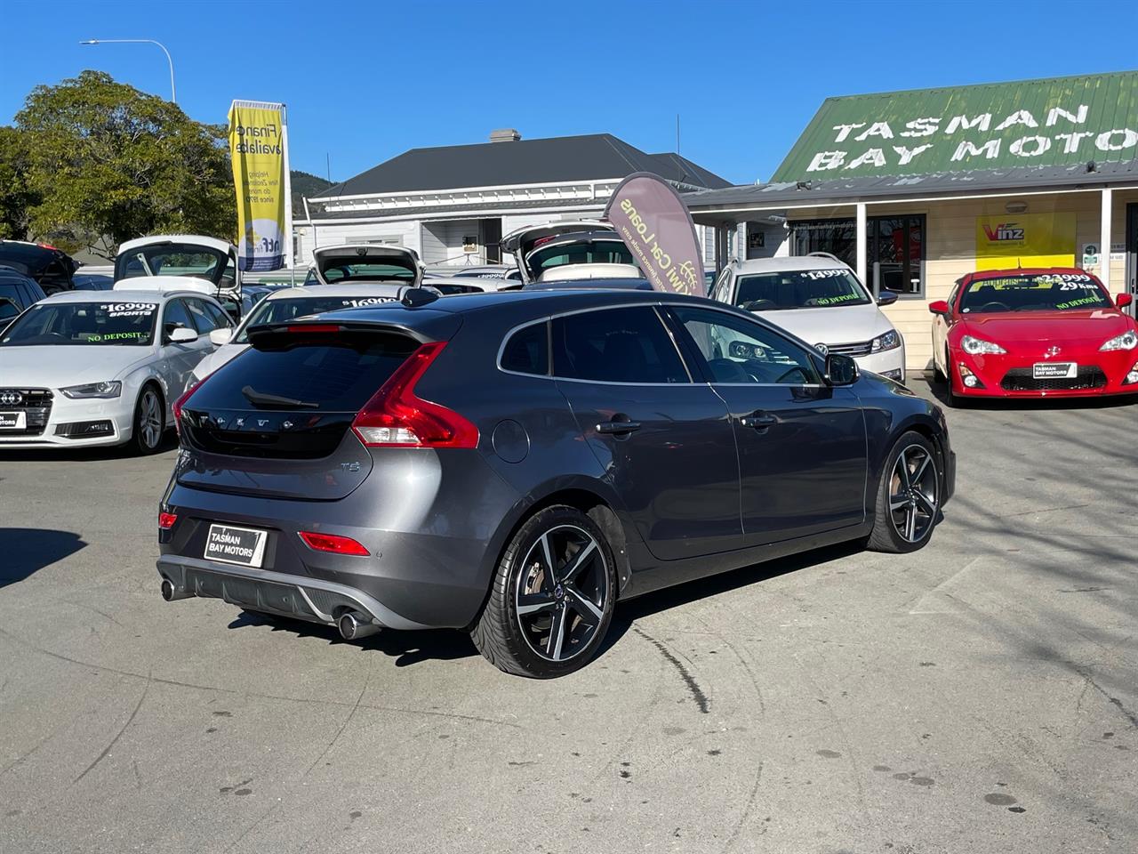 2013 Volvo V40