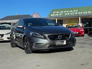 2013 Volvo V40 - Thumbnail