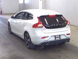 2013 Volvo V40 - Thumbnail