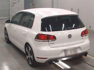 2012 Volkswagen Golf - Thumbnail