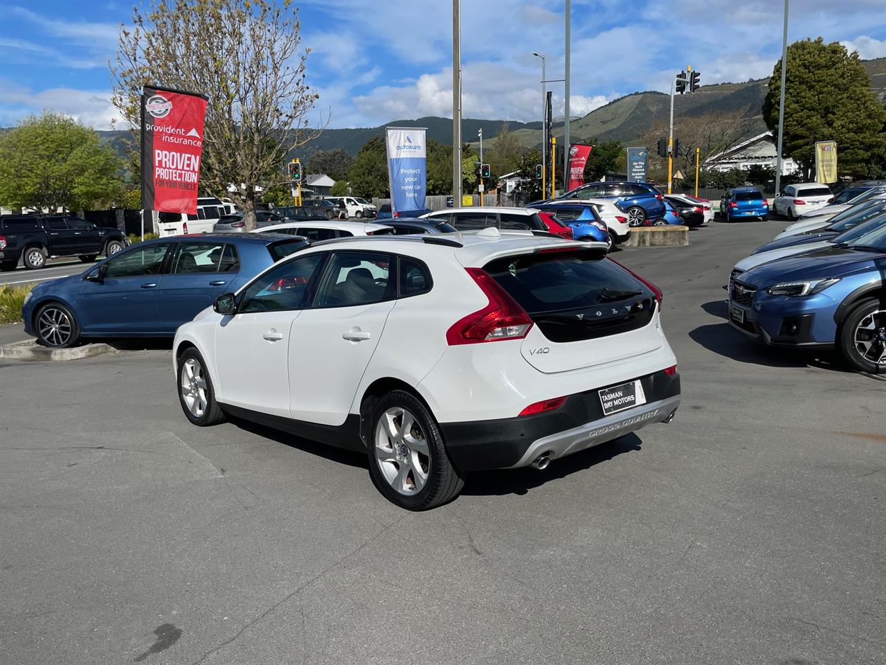 2014 Volvo V40