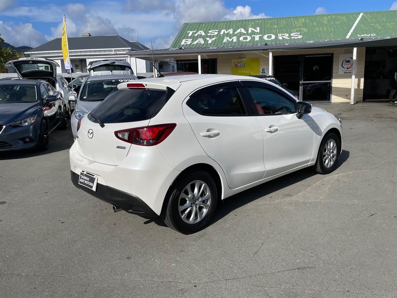 2014 Mazda Demio