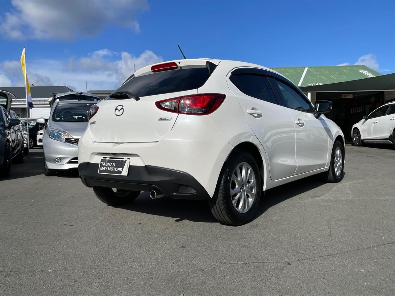 2014 Mazda Demio