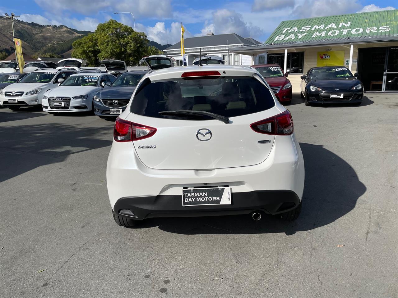 2014 Mazda Demio