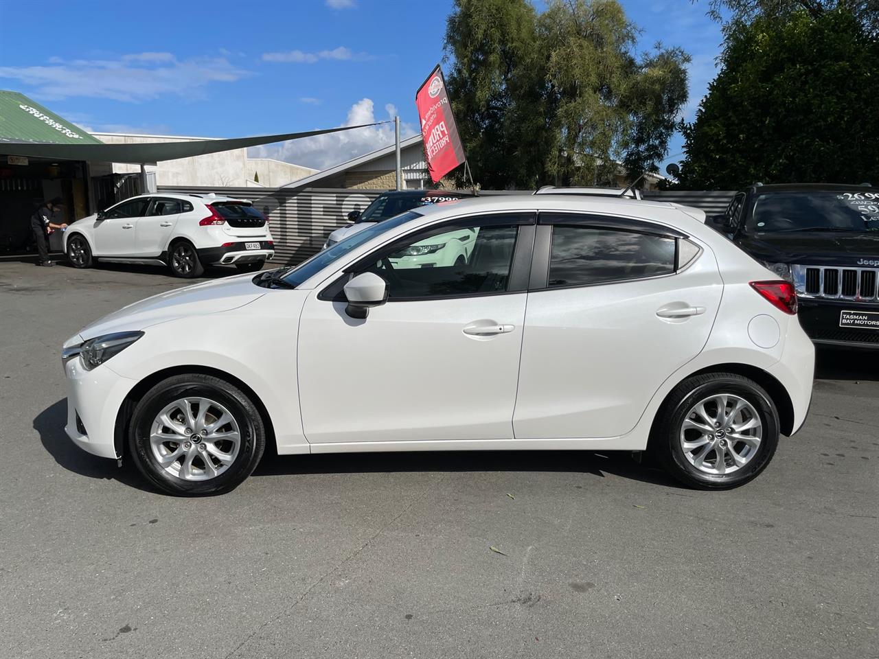 2014 Mazda Demio