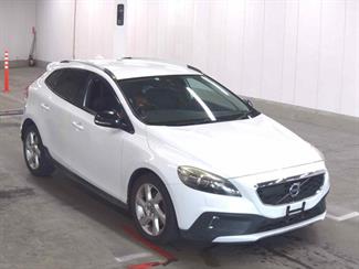 2014 Volvo V40 - Thumbnail