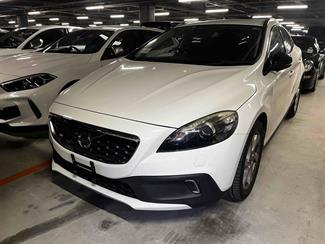 2014 Volvo V40 - Thumbnail