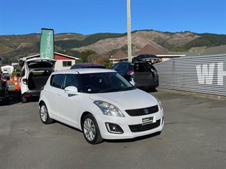 2013 Suzuki Swift - Thumbnail