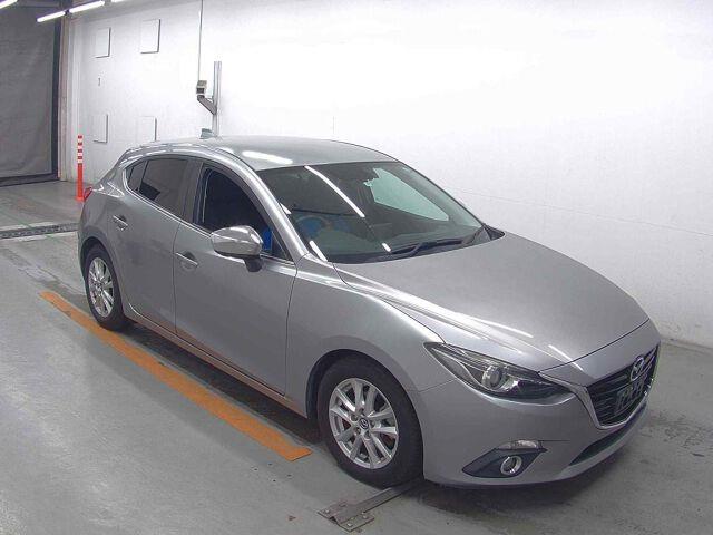 2013 Mazda Axela