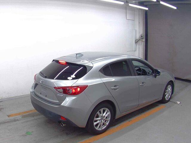 2013 Mazda Axela