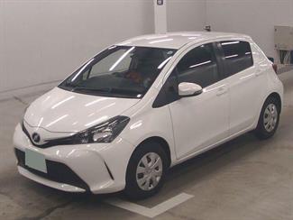 2015 Toyota Vitz - Thumbnail