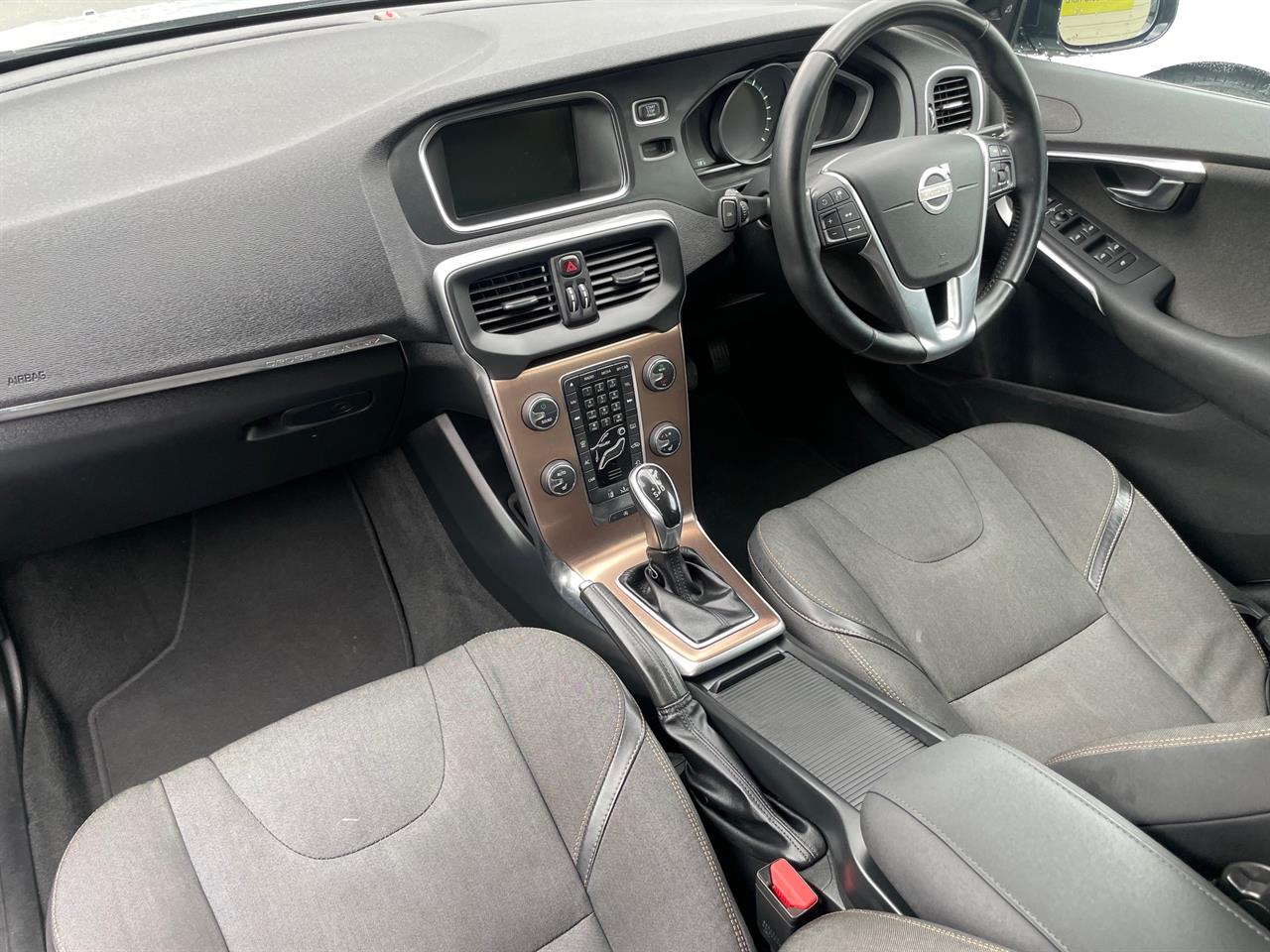 2013 Volvo V40