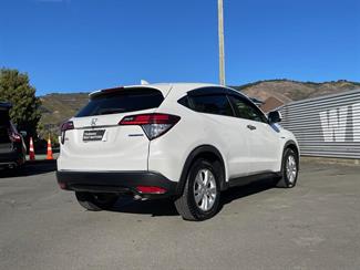 2015 Honda Vezel - Thumbnail