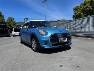 2016 Mini Cooper - Thumbnail