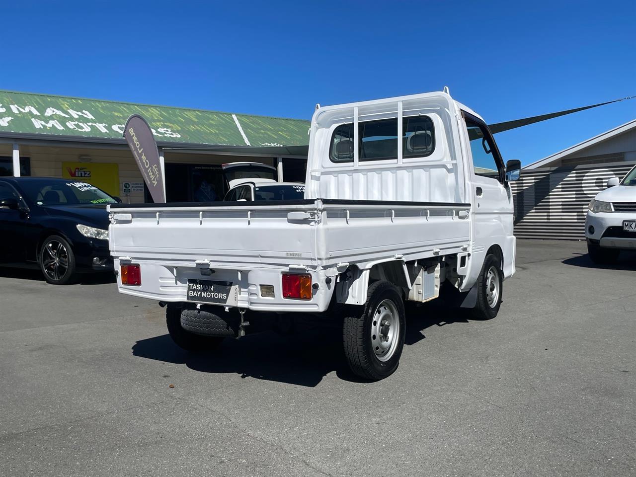 2004 Daihatsu HiJet