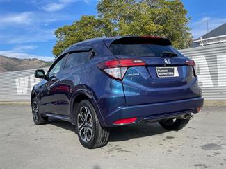 2014 Honda Vezel - Thumbnail