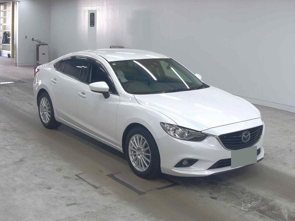 2013 Mazda Atenza