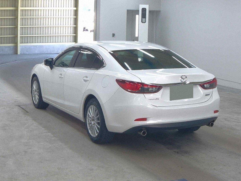 2013 Mazda Atenza