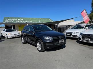 2013 Volkswagen Touareg - Thumbnail