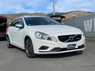 2012 Volvo V60 - Thumbnail