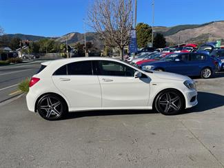 2014 Mercedes-Benz A 250 - Thumbnail