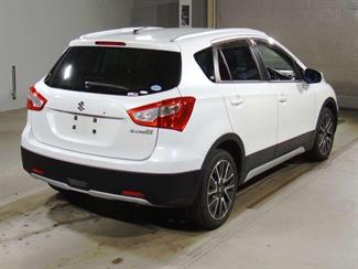 2015 Suzuki SX4 - Thumbnail