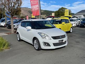 2013 Suzuki Swift - Thumbnail