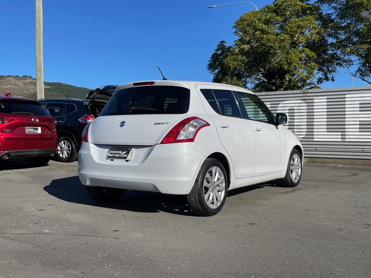 2013 Suzuki Swift