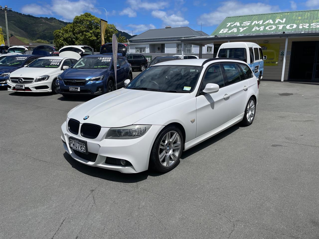 2011 BMW 320i