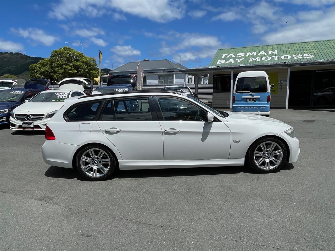 2011 BMW 320i