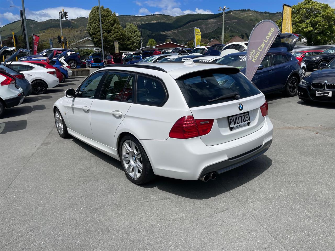 2011 BMW 320i