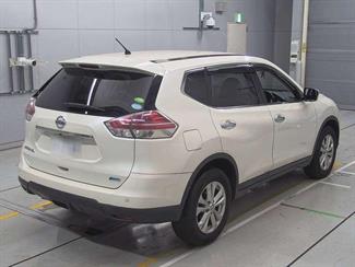 2015 Nissan X-Trail - Thumbnail