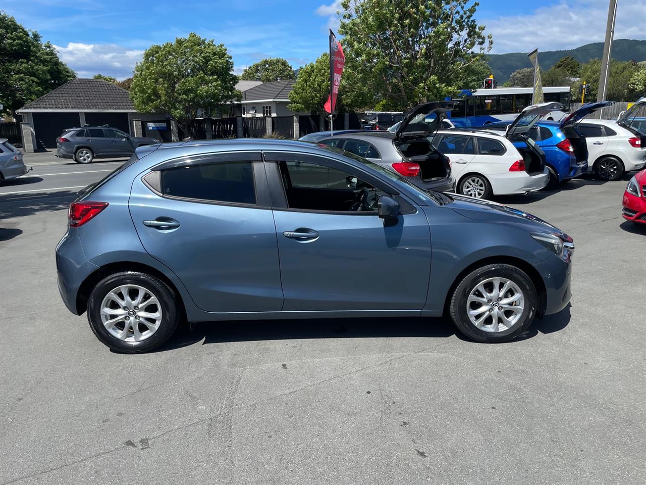 2014 Mazda Demio