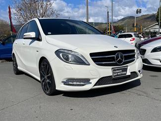 2012 Mercedes-Benz B 180 - Thumbnail