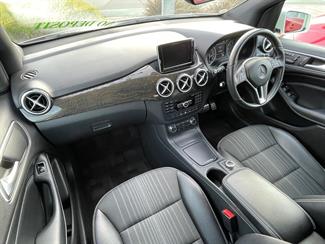 2012 Mercedes-Benz B 180 - Thumbnail