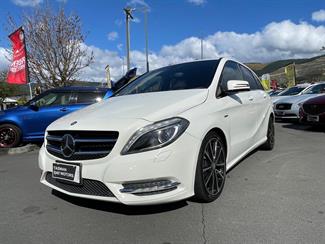 2012 Mercedes-Benz B 180 - Thumbnail