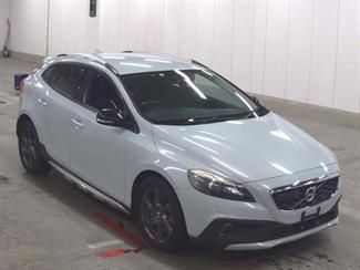 2013 Volvo V40 - Thumbnail