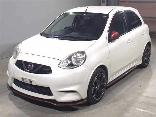 2016 Nissan March