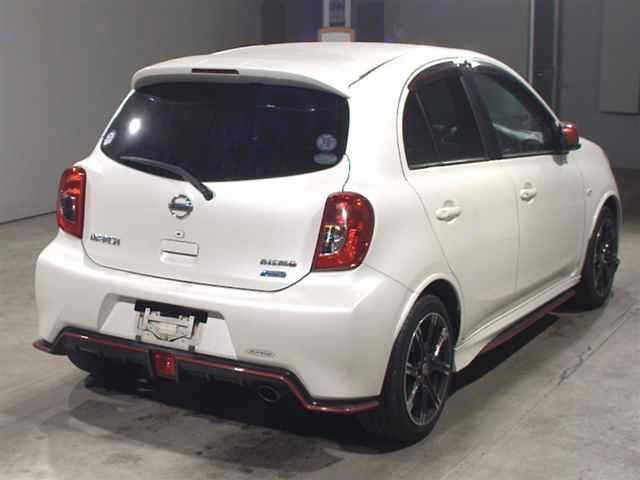 2016 Nissan March